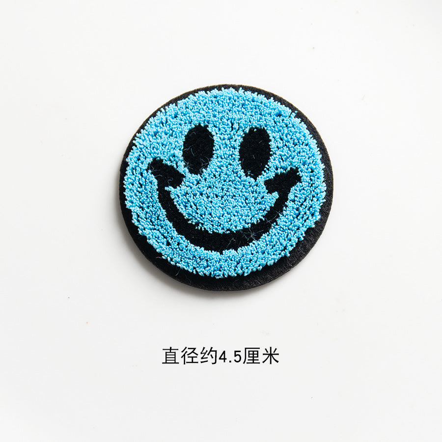 Wholesale Orange Face Embroidered Felt Patch Round Applique Towel Fashion Accessory DIY Gift For Bags Hats Clothing Boutique