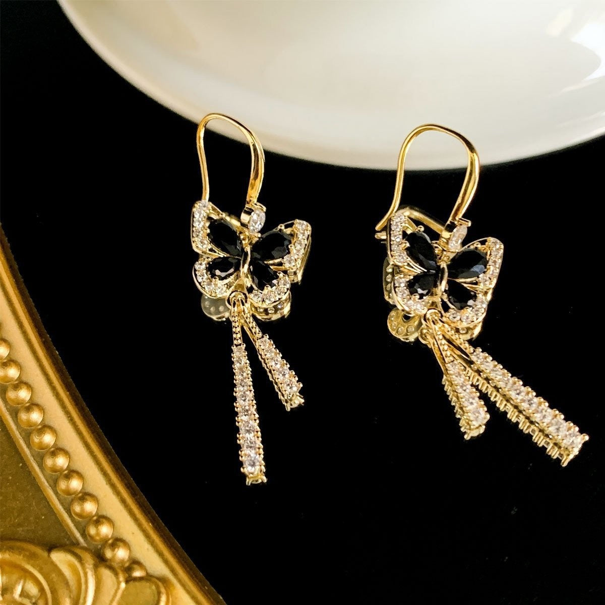 Wholesale Black butterfly earrings all-match earrings earrings