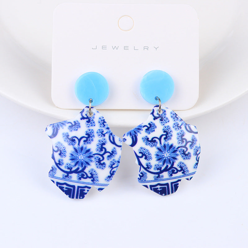 Wholesale Vintage Blue and White Porcelain Fragments Acrylic Earrings