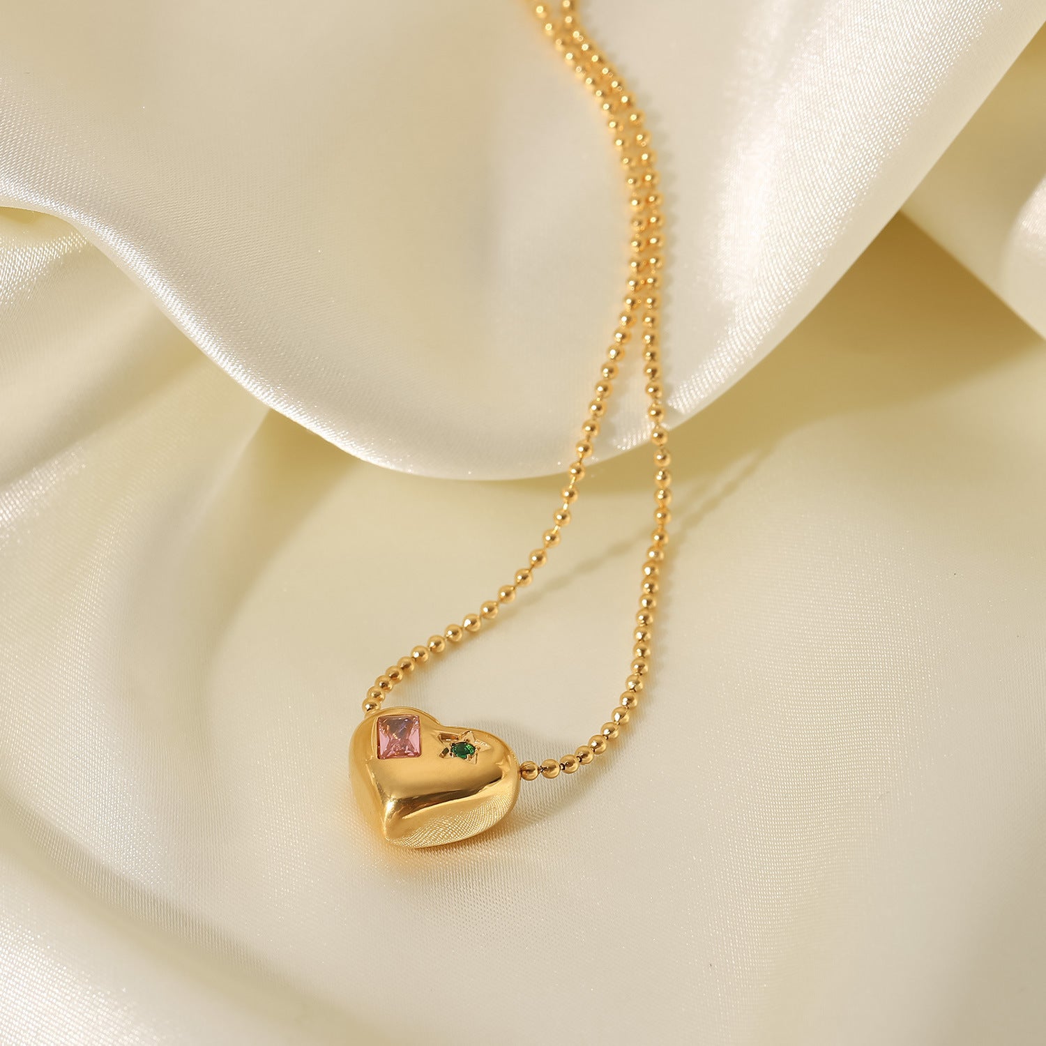 Wholesale Valentine's Day 18K Gold Ball Chain Inlaid with Zirconium Heart Shaped Necklace