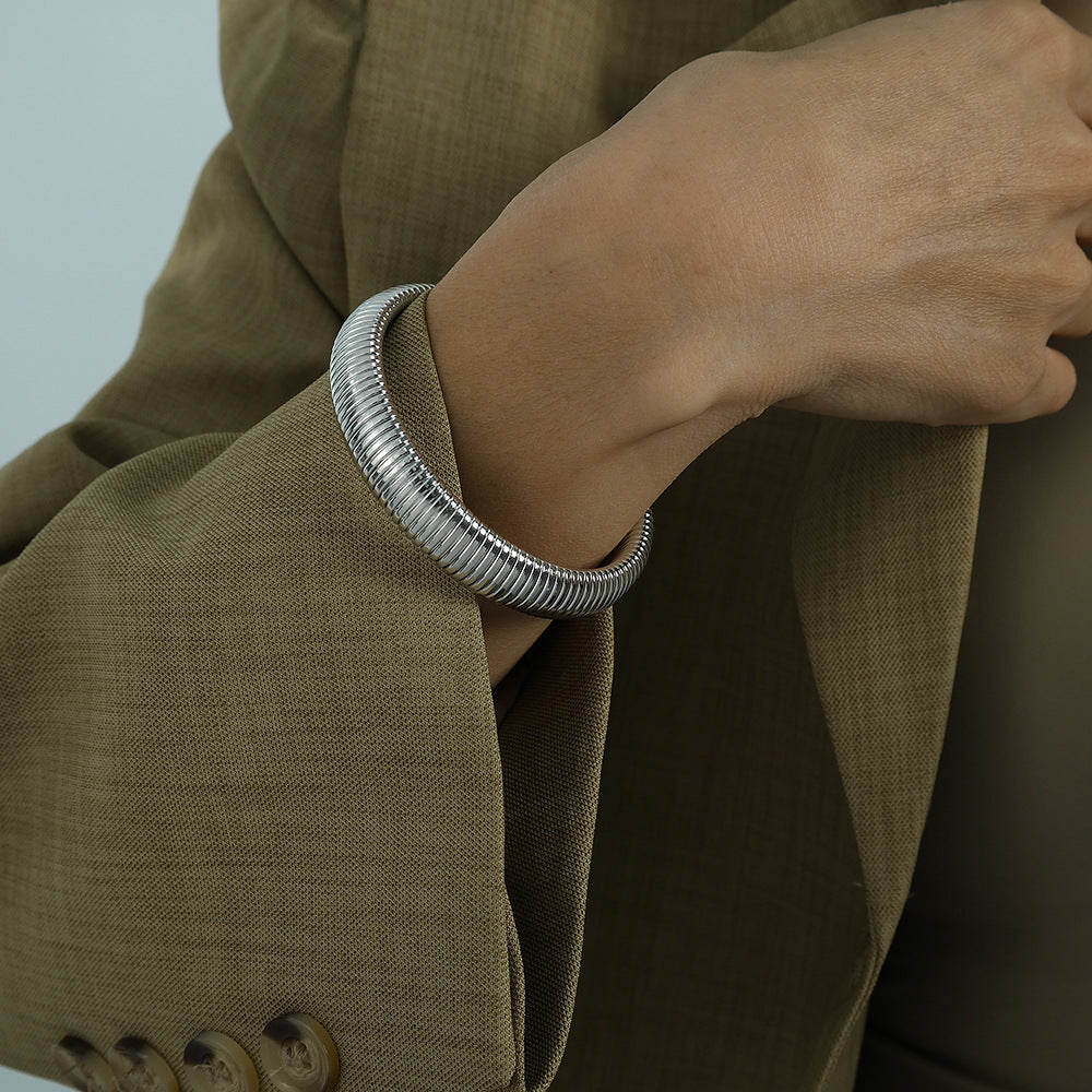 Wholesale Exaggerated Vintage Threaded Stretch Bracelet Necklace Set