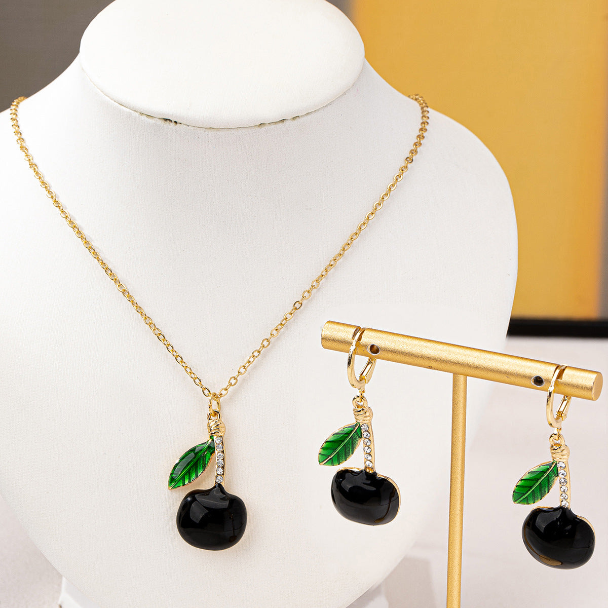 Wholesale 3 pcs/set Fashion Elegant Luxury Rhinestone Cherry Necklace Earrings