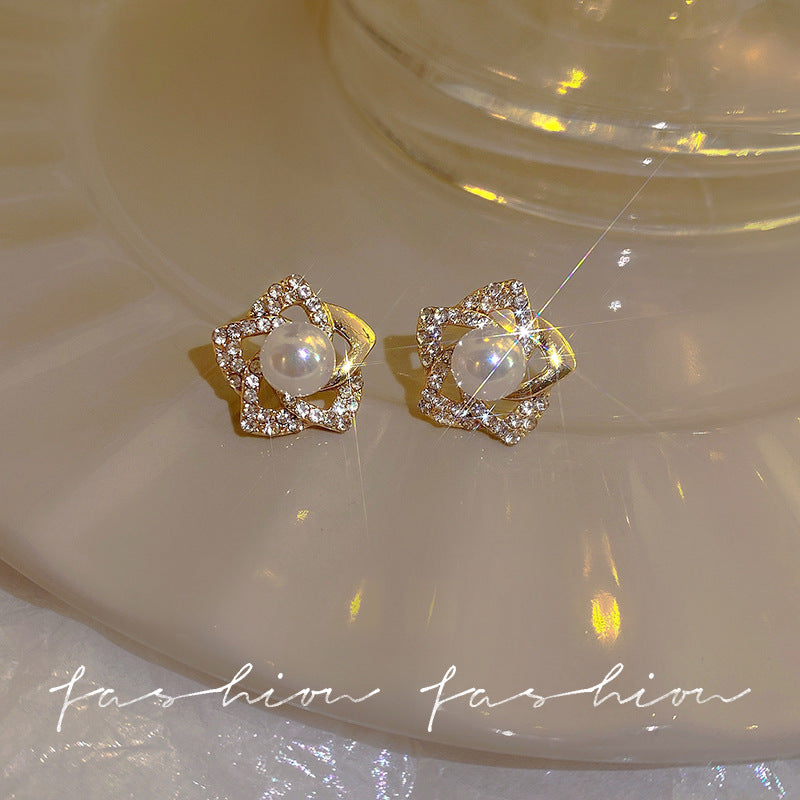 Wholesale Pearl Flower Diamond Alloy Earrings