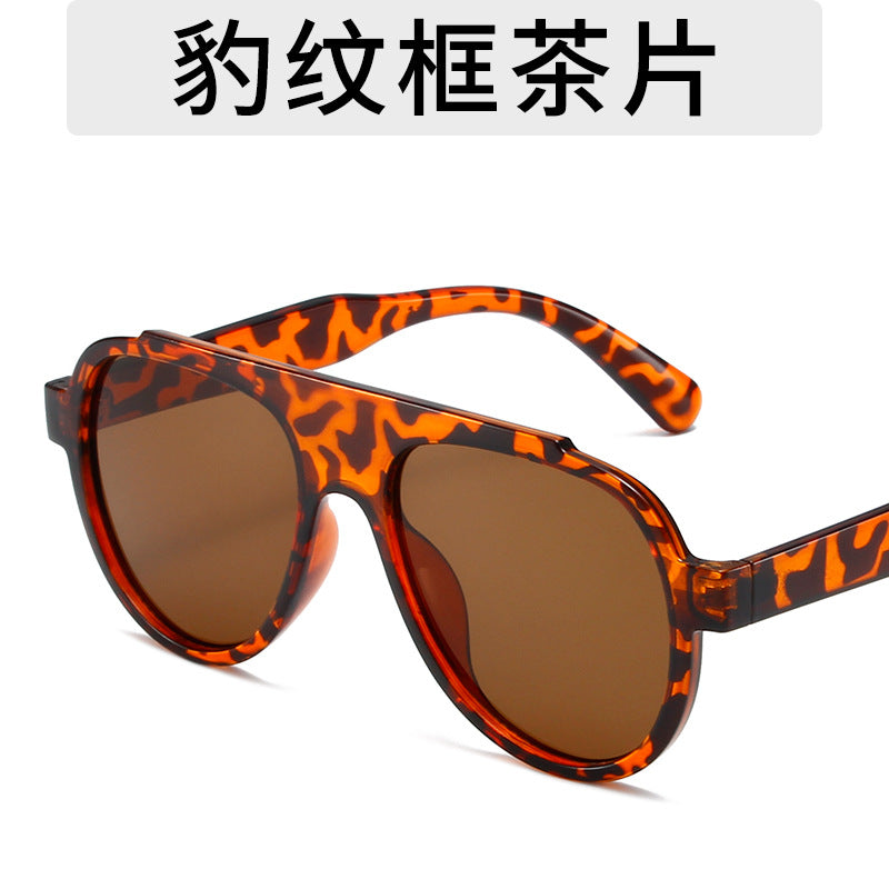 Wholesale Large frame leopard print sunglasses