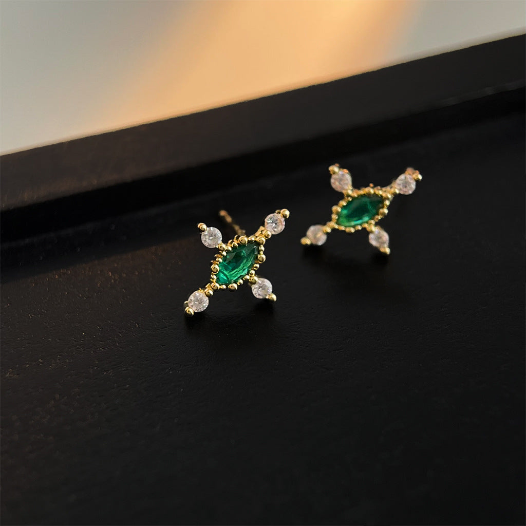 Wholesale Vintage emerald diverse shaped zircon earrings