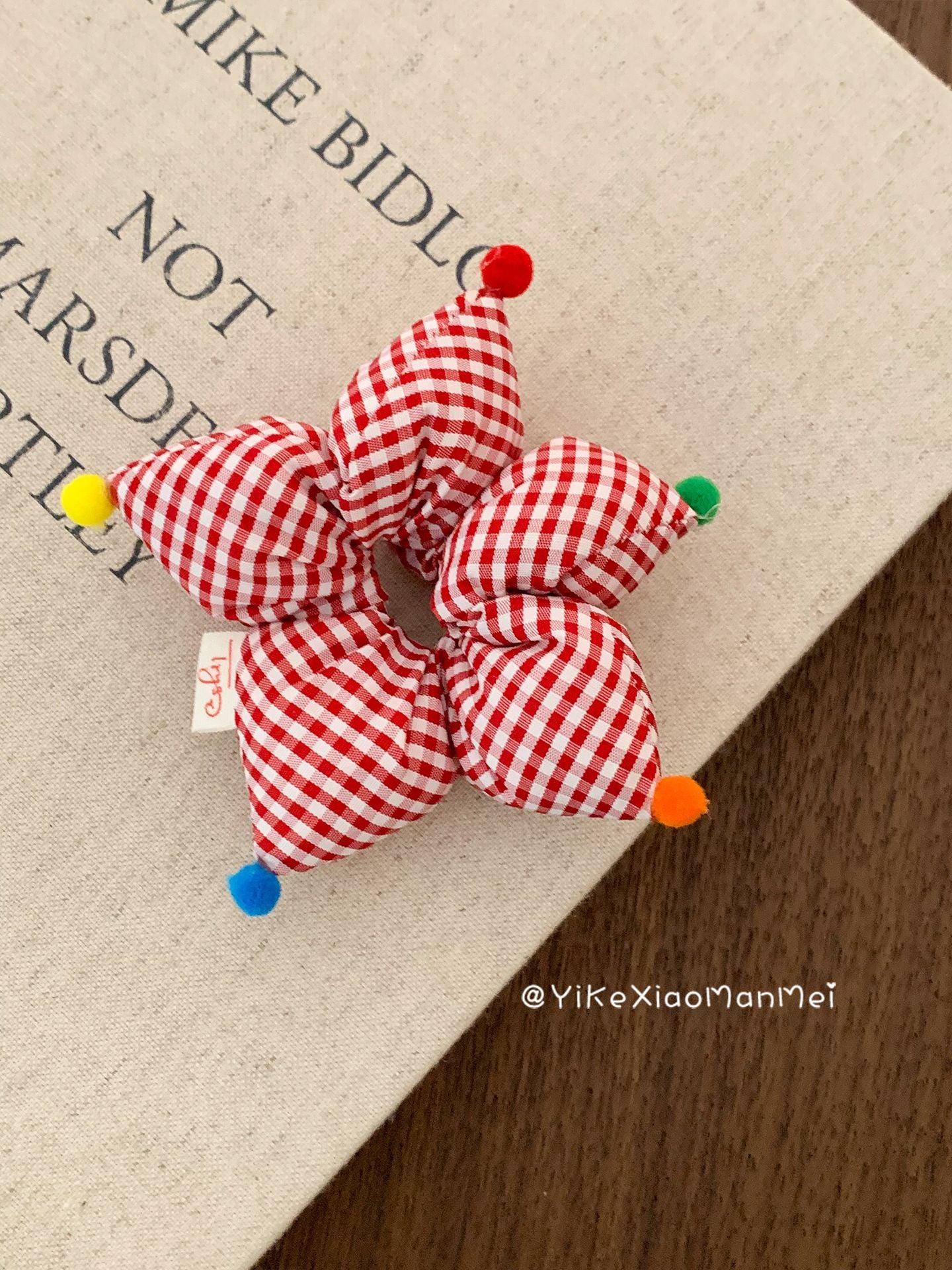 Wholesale Girls'  polka dot and striped five-pointed star Hair Scrunchies