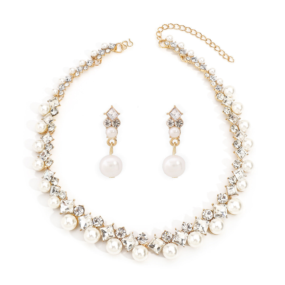 Wholesale Fashionable Diamond Pearl All-match Earrings and Necklace