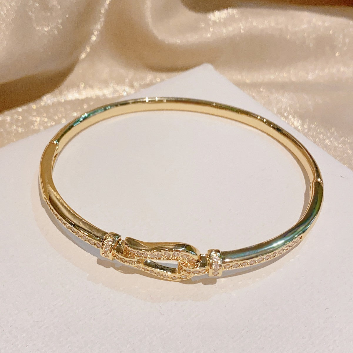 Wholesale Temperament  bracelet new style high-end fashion versatile bracelet jewelry