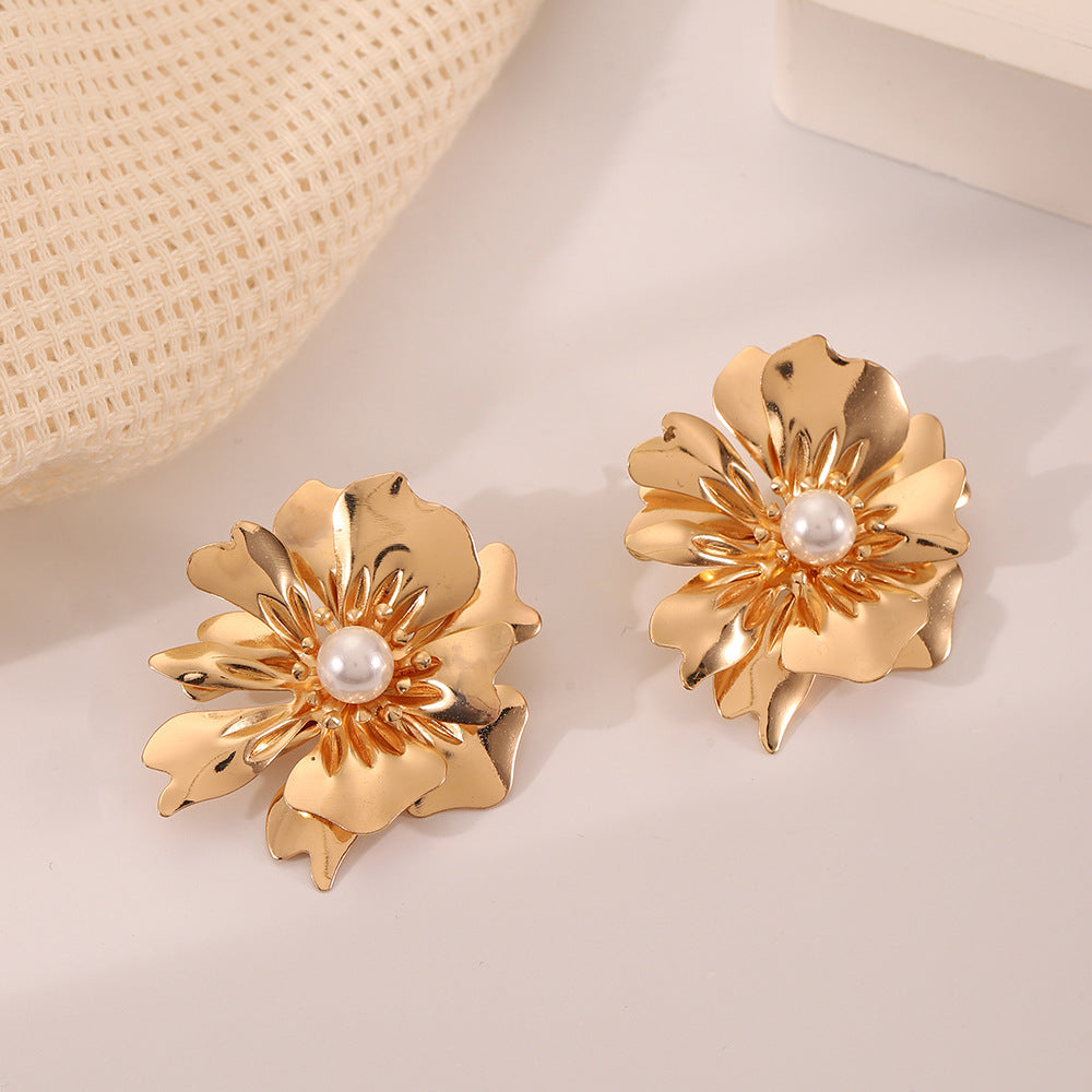 Wholesale All-match Metal Style Double-layer Flower Pearl Earrings