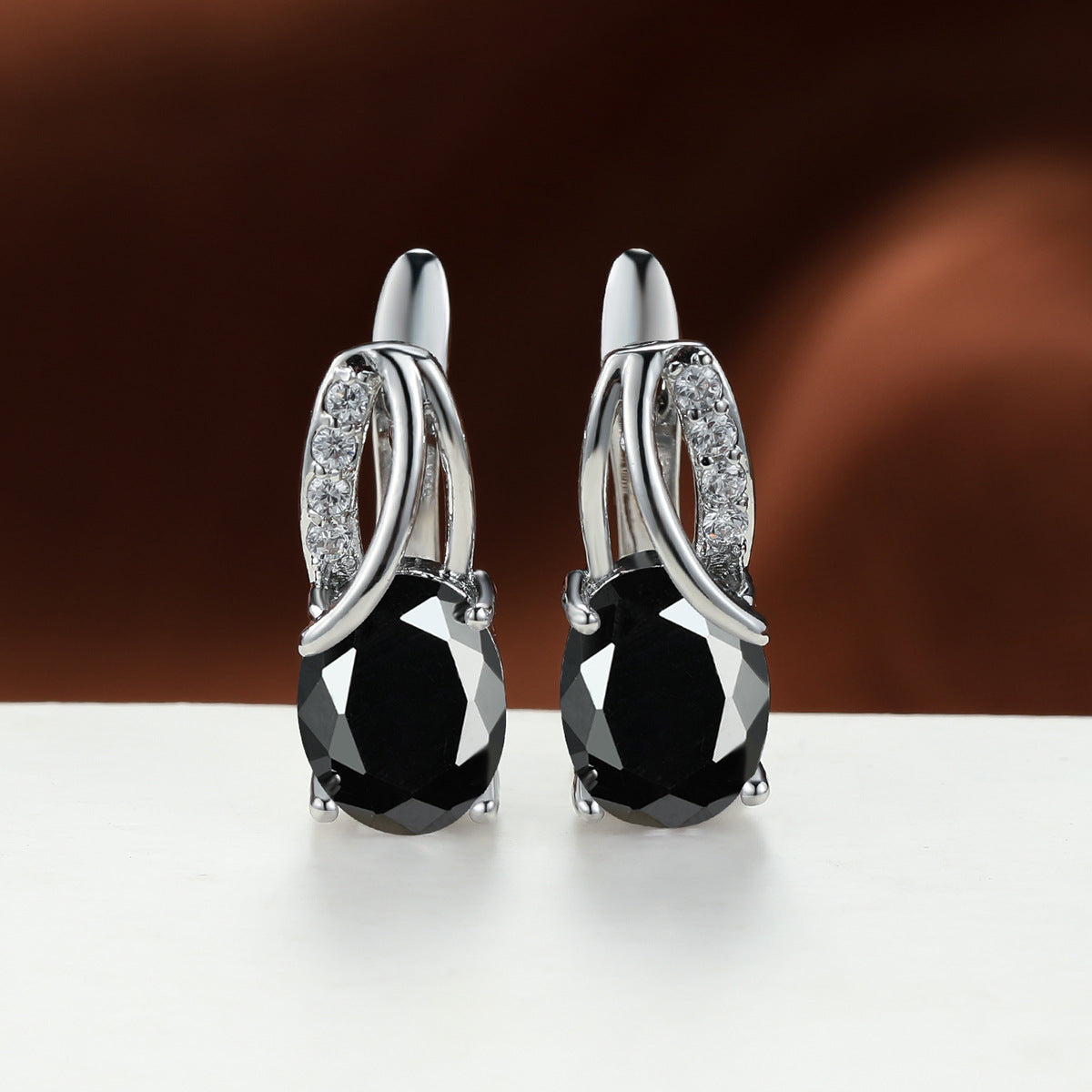 Wholesale Champagne Gold Oval Diamond Earrings