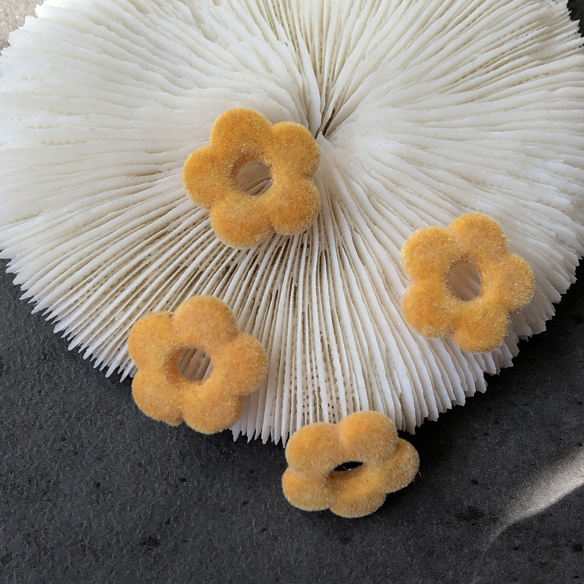 Wholesale 10PCS Flocking Small Flowers DIY Jewelry Accessories Beads