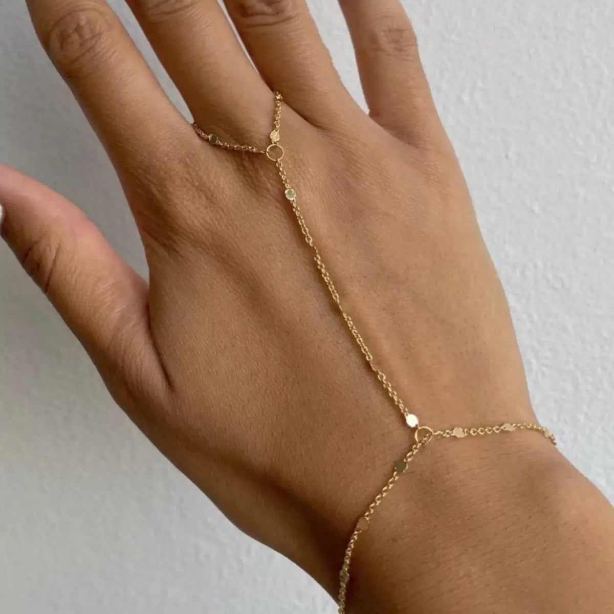 Wholesale heart adjustable connected finger bracelet