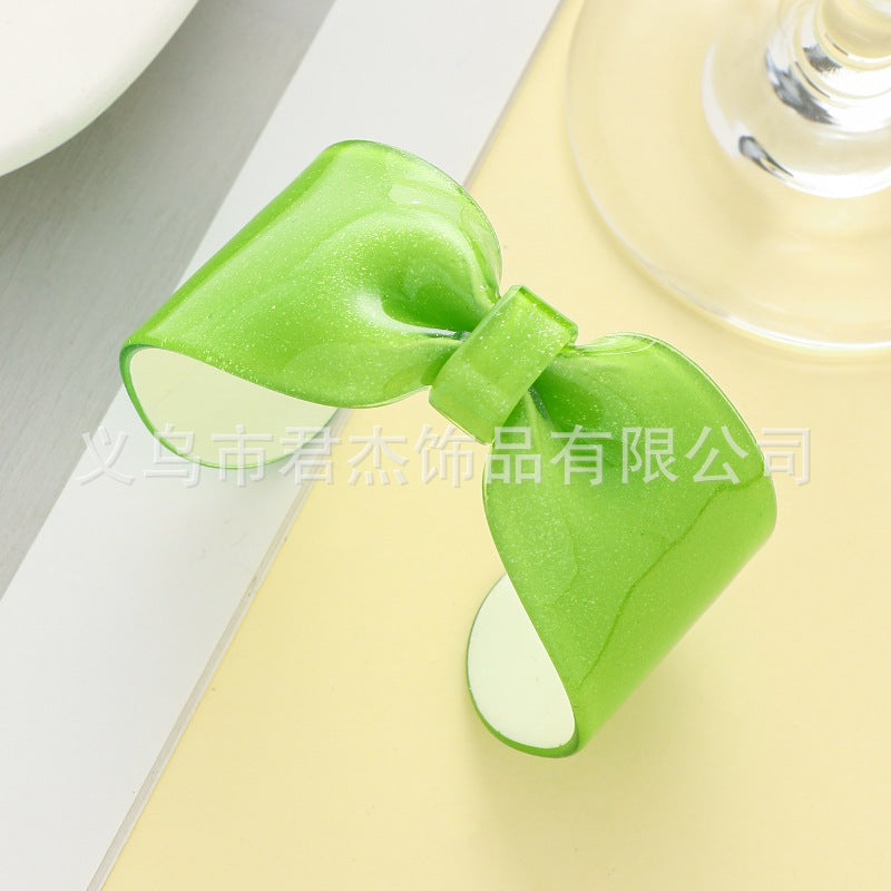 Wholesale Exaggerated shiny leopard-print bow resin bracelet