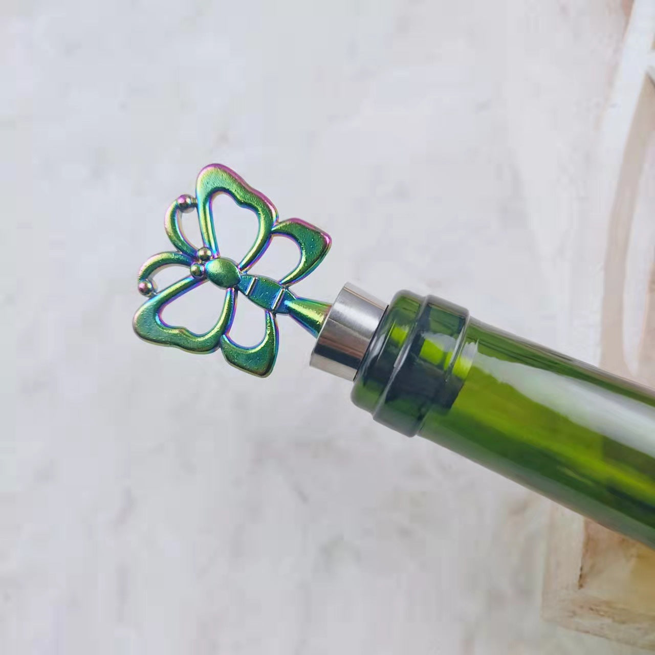 Wholesale DIY Metal Colorful Butterfly Red Wine Bottle Fresh Bottle Stopper