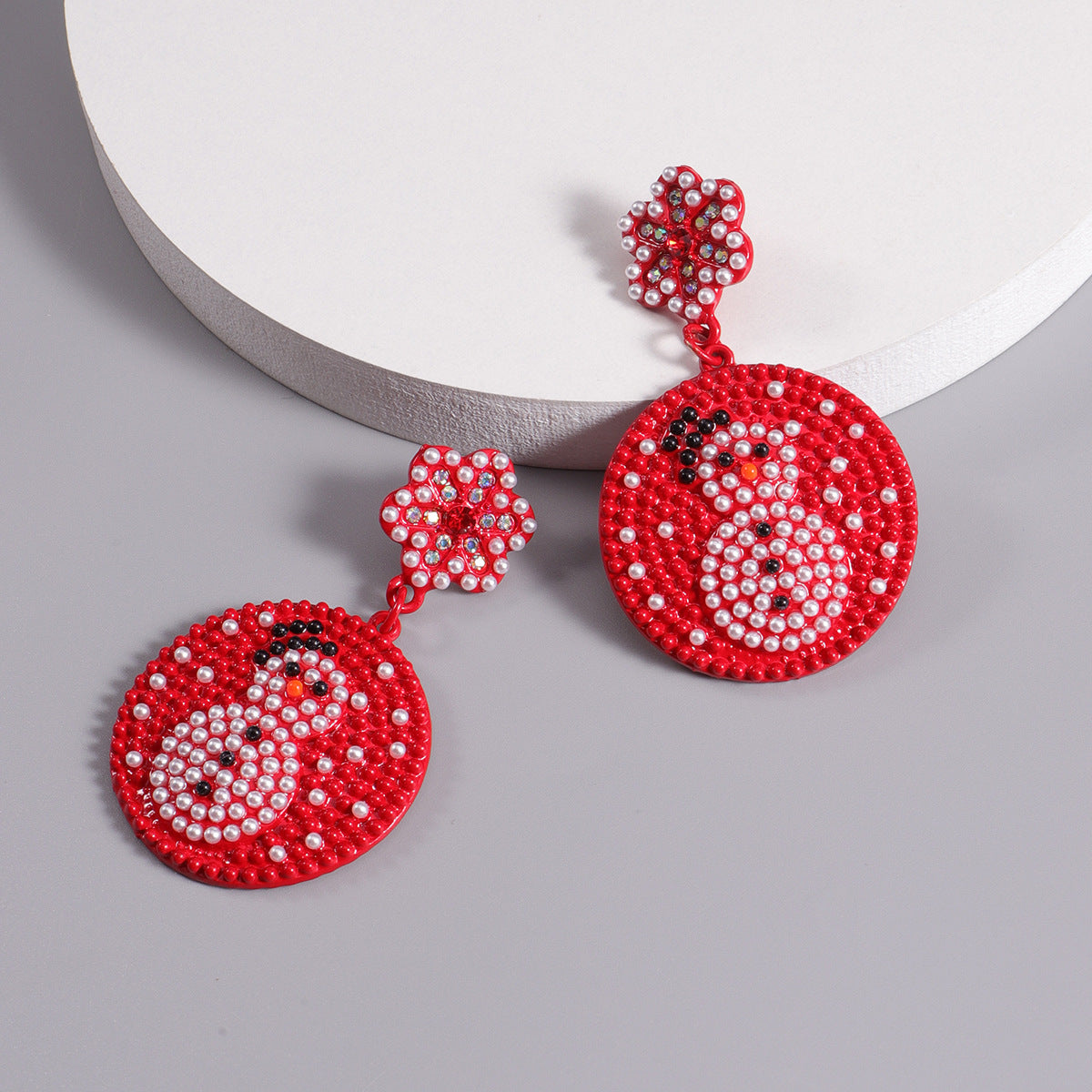 Wholesale Christmas Alloy Diamond Inlaid Rice Bead Christmas Snowflake Round Earrings