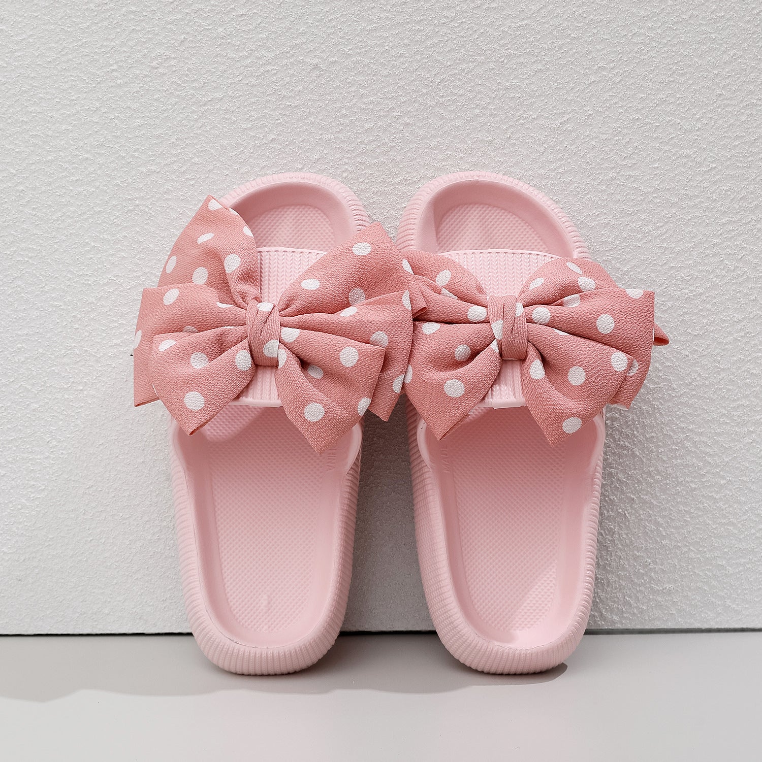 Fashion polka dot bow slippers women's summer outer wear thick bottom indoor one-word sandals beach shoes