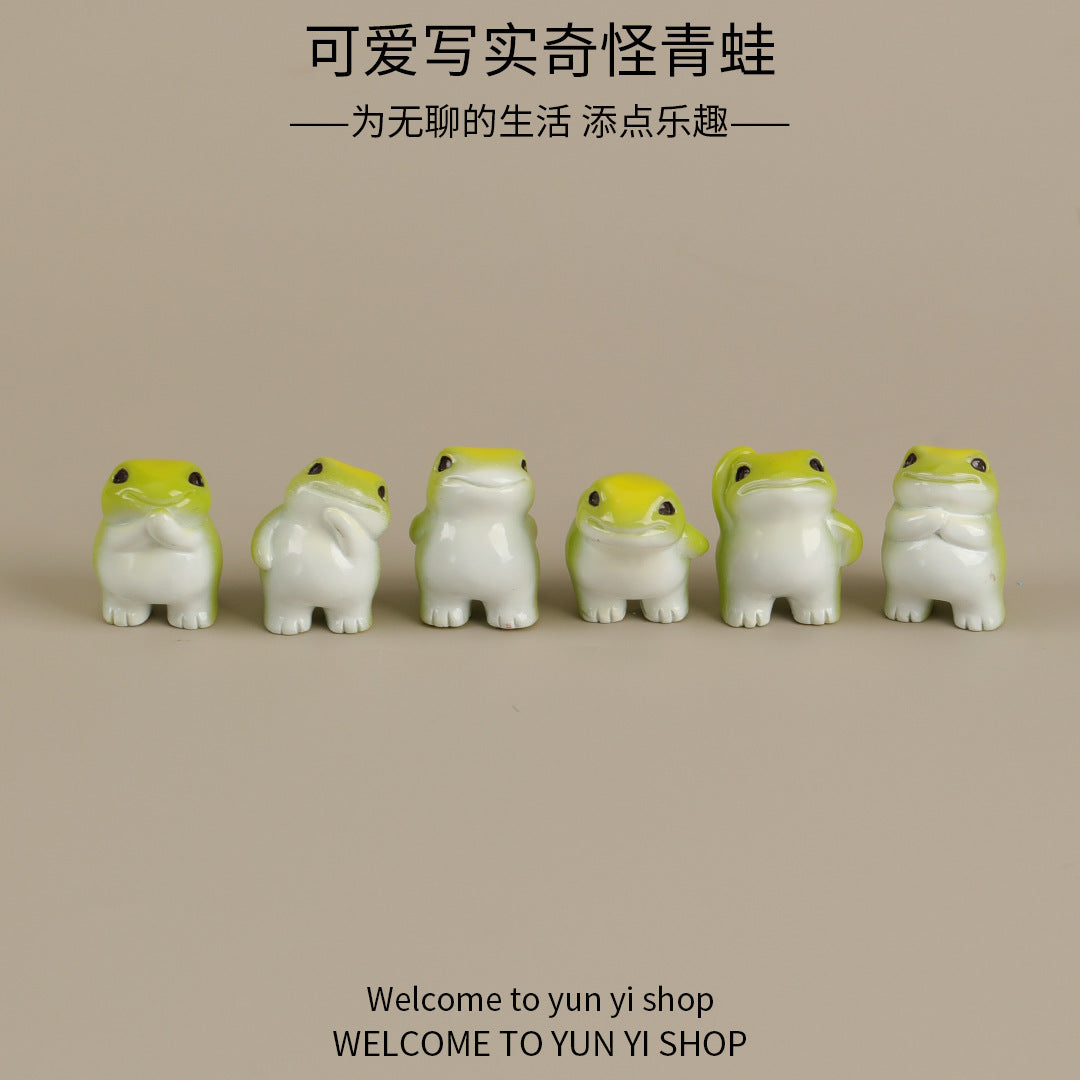Wholesale Landscape frog figurine accessories decoration resin desktop crafts decoration