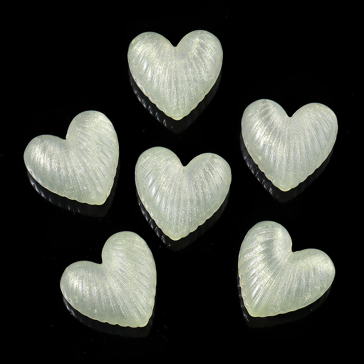 Wholesale 20pcs luminous colored striped heart-shaped acrylic beads