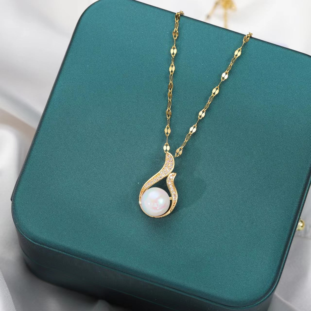 Al por mayor de nuevos collares de amor de acero inoxidable