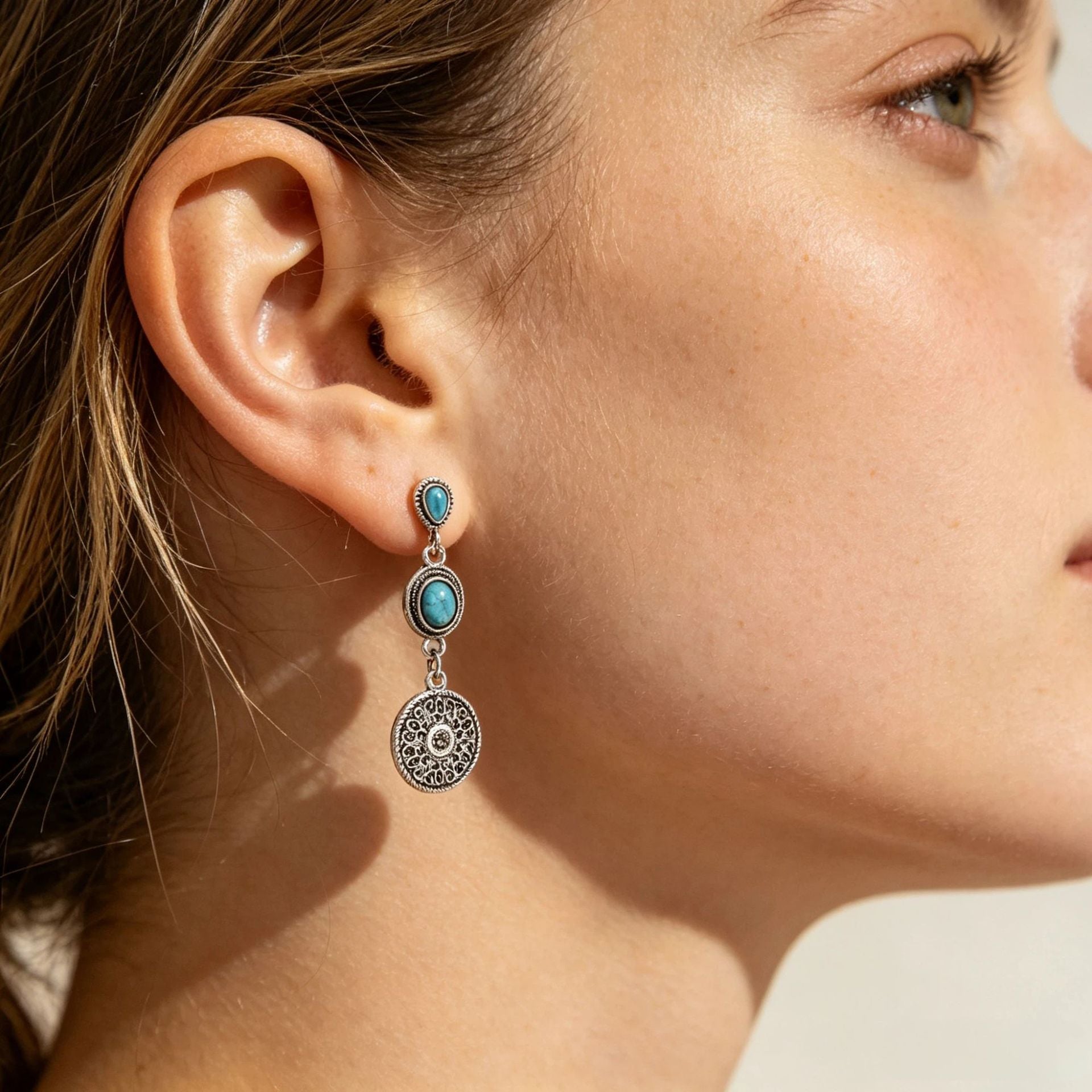 Wholesale Retro Carved Turquoise Round Disc Earrings Western Style Long Drop Earrings For Women Fashion Accessory Gift Boutique