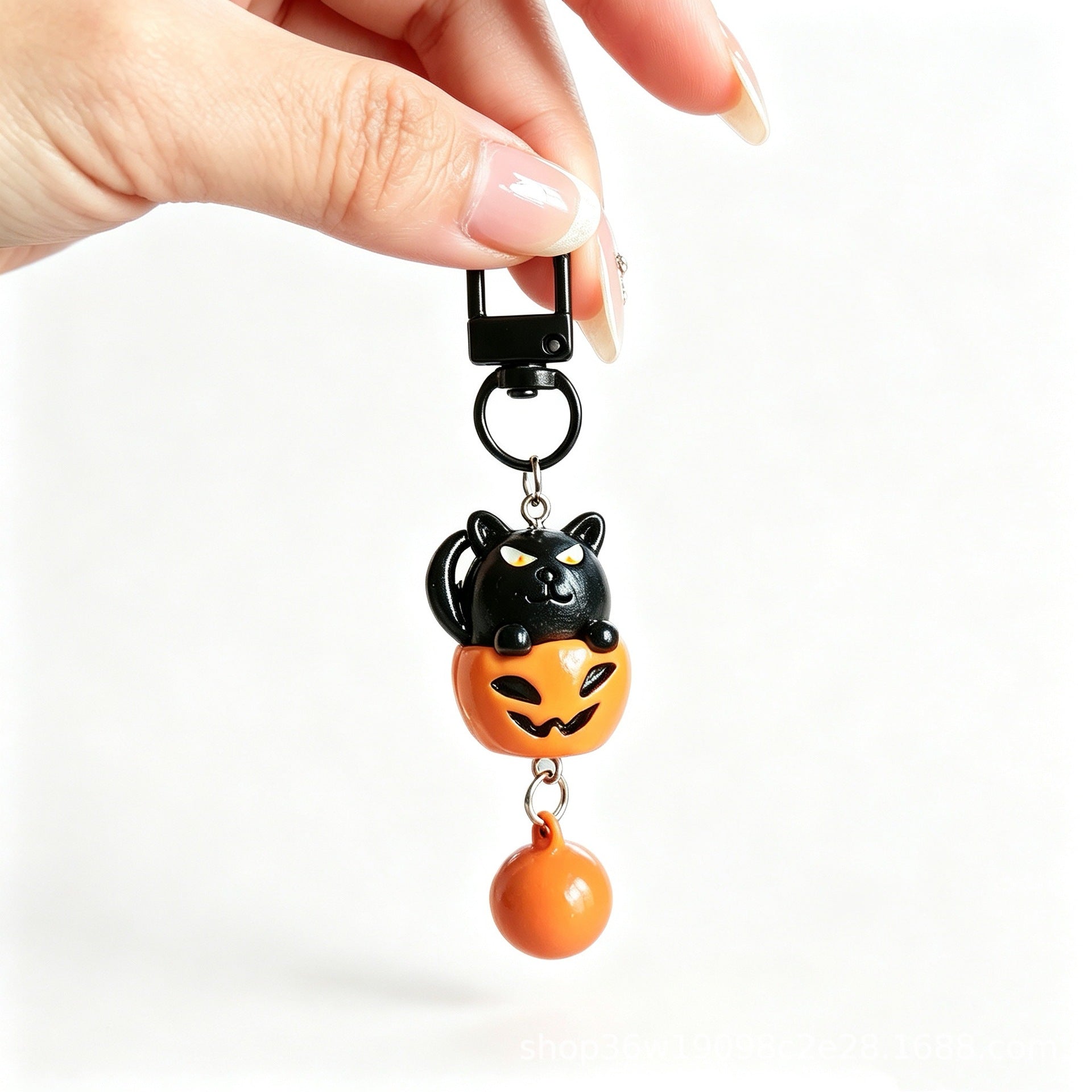 Wholesale  3D Skull Ghost Pumpkin Keychain Bag Charm Car Key Accessory Trendy Dark Style For Resale