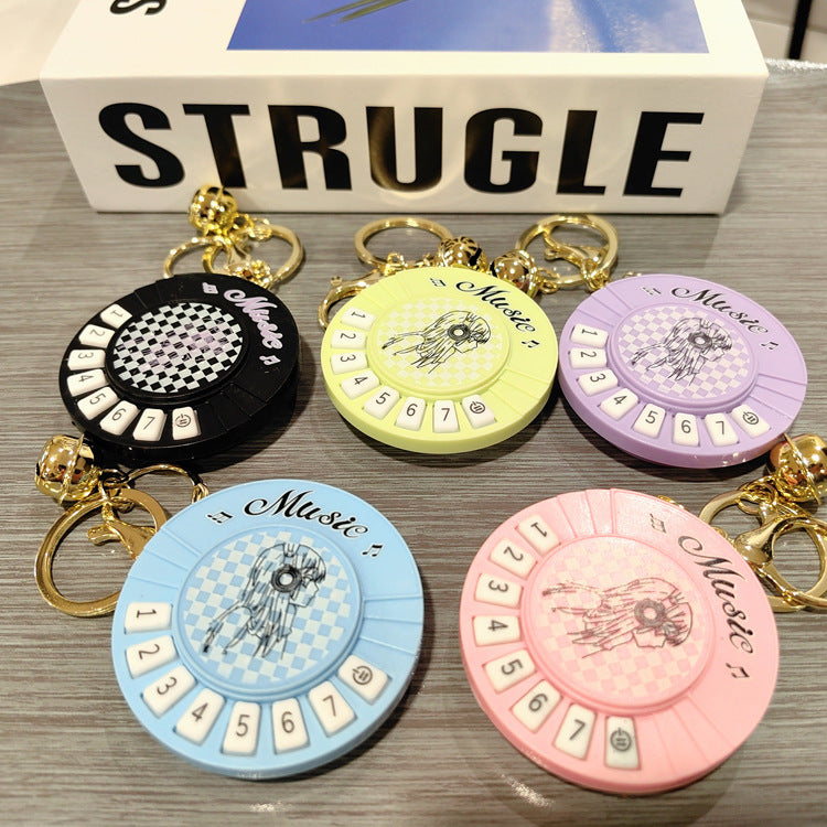 Wholesale Creative Girl Round Piano Plastic Keychains