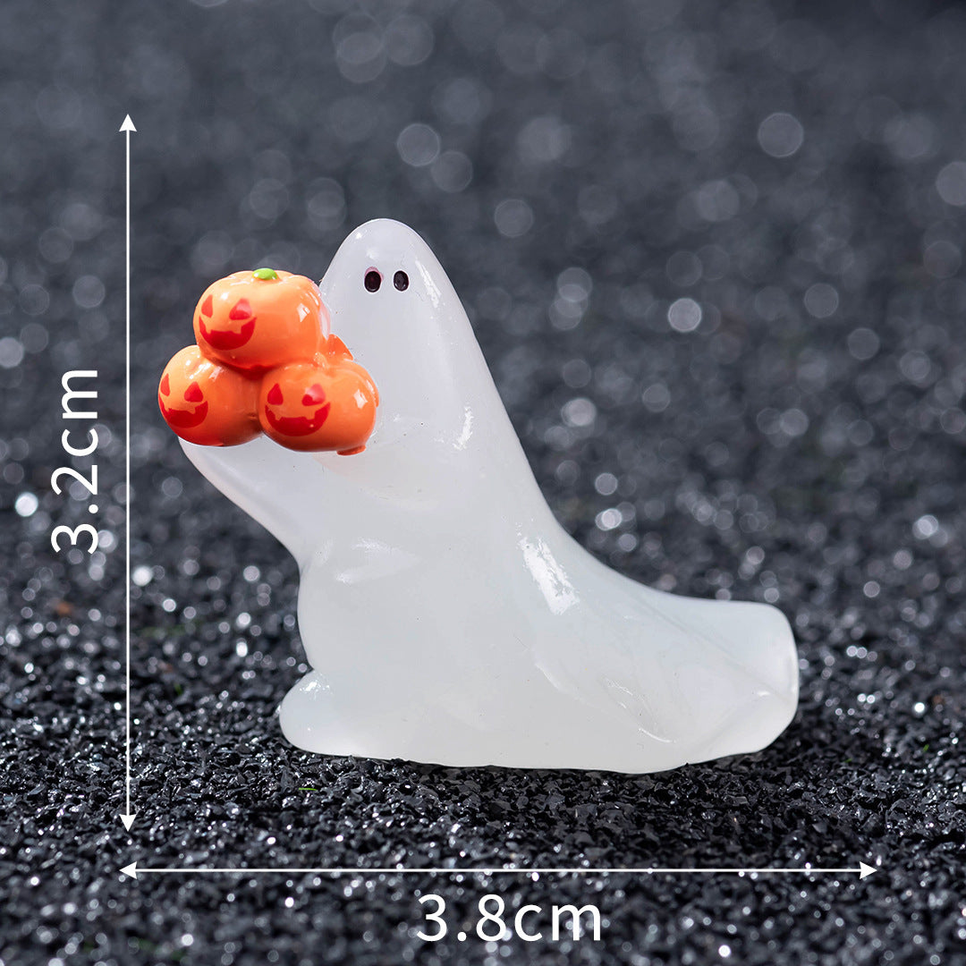 Wholesale Glow in the dark animated ghost holding a pumpkin  decoration Ornaments Dollhouse Accessories