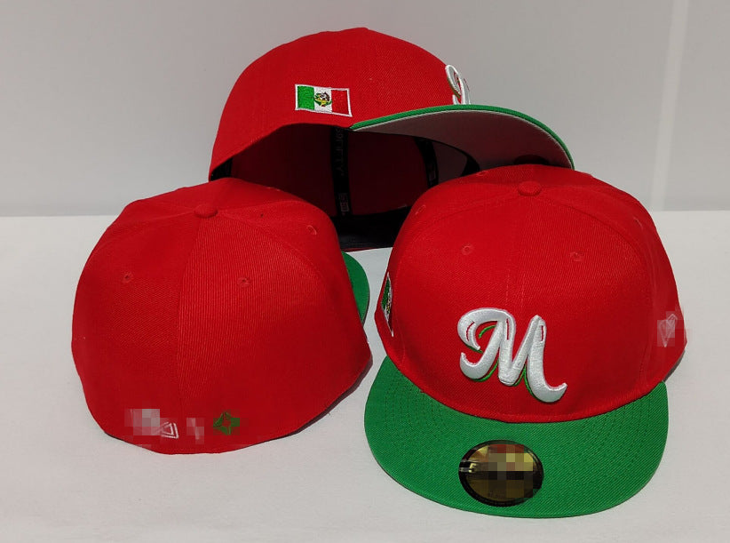Wholesale M Embroidery Fully Enclosed Letters Non-adjustable Baseball Cap