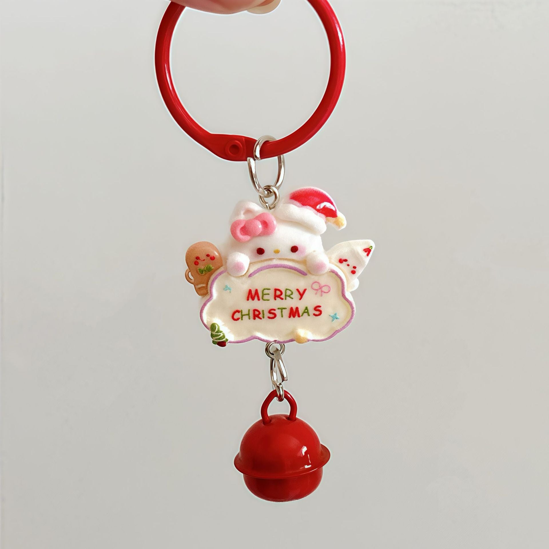 Wholesale Cartoon Christmas Cat Sign Resin Keychain Bell Pendant Cute Bag Charm Fashion Decorative Accessory Gift