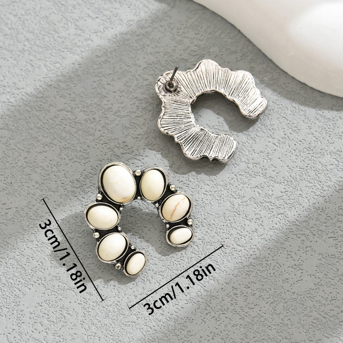 Wholesale Bohemian Style Personality Fashion Retro Gemstone Earrings