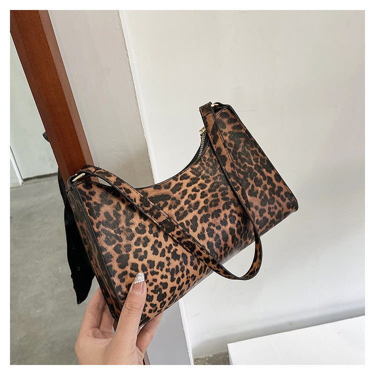 Wholesale Contrasting Print Shoulder Bag