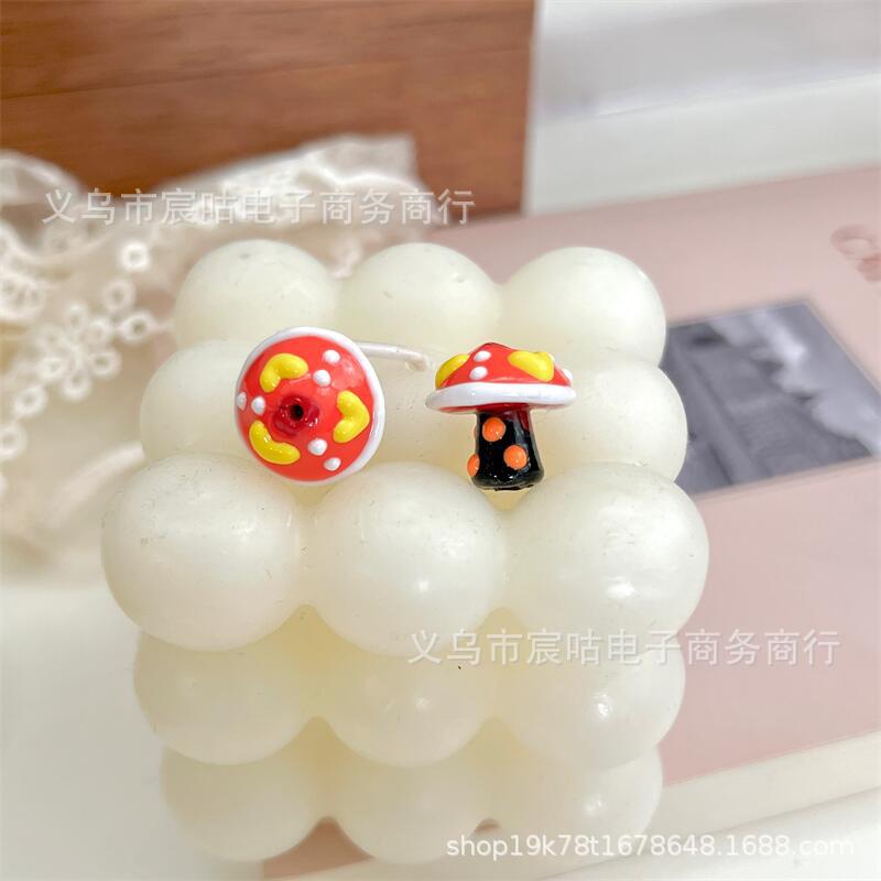 Wholesale 10pcs Glassy mushroom-shaped long-handled contrasting-color beads
