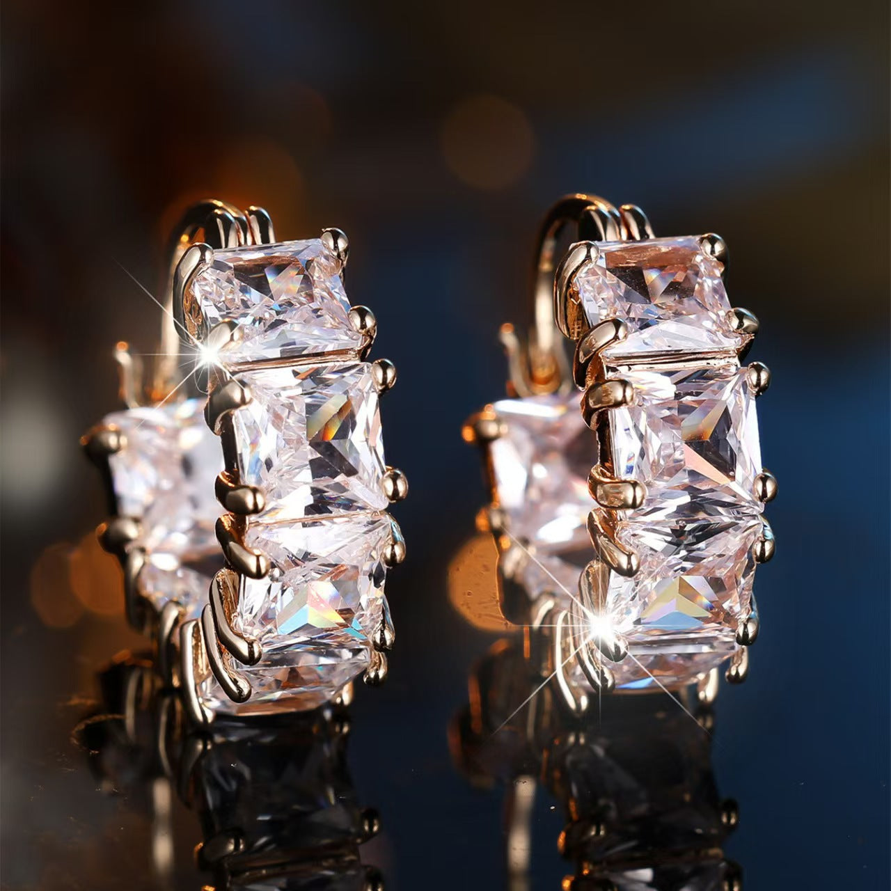 Wholesale Modern Black Zircon Geometric Ear Hoops Electroplated Alloy Fashion Accessory Party Gift Boutique Resale