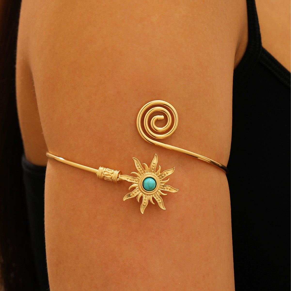Wholesale Alloy Vintage Sun Arm Cuff Bracelet Open Adjustable Turquoise Design Gold Finish Stylish Everyday Jewelry Accessory