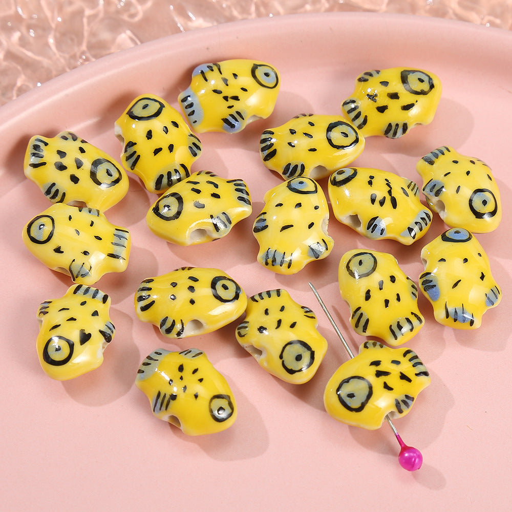 Wholesale 5pcs/pack Showa Hand Painted Fish Ceramic Beads