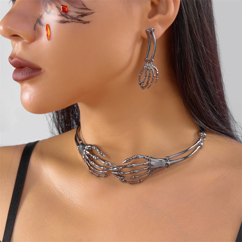 Wholesale Gothic dark style skull necklace