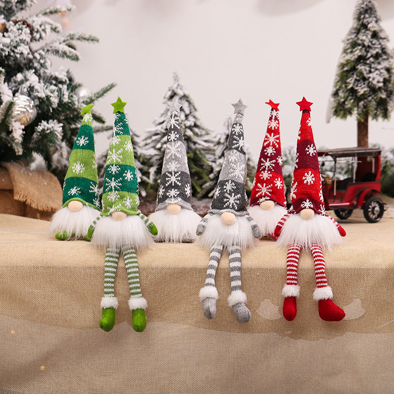 Wholesale Christmas Scene Decoration Props, Illuminated Sitting Posture, Knitted Forest Man Fabric Figurines