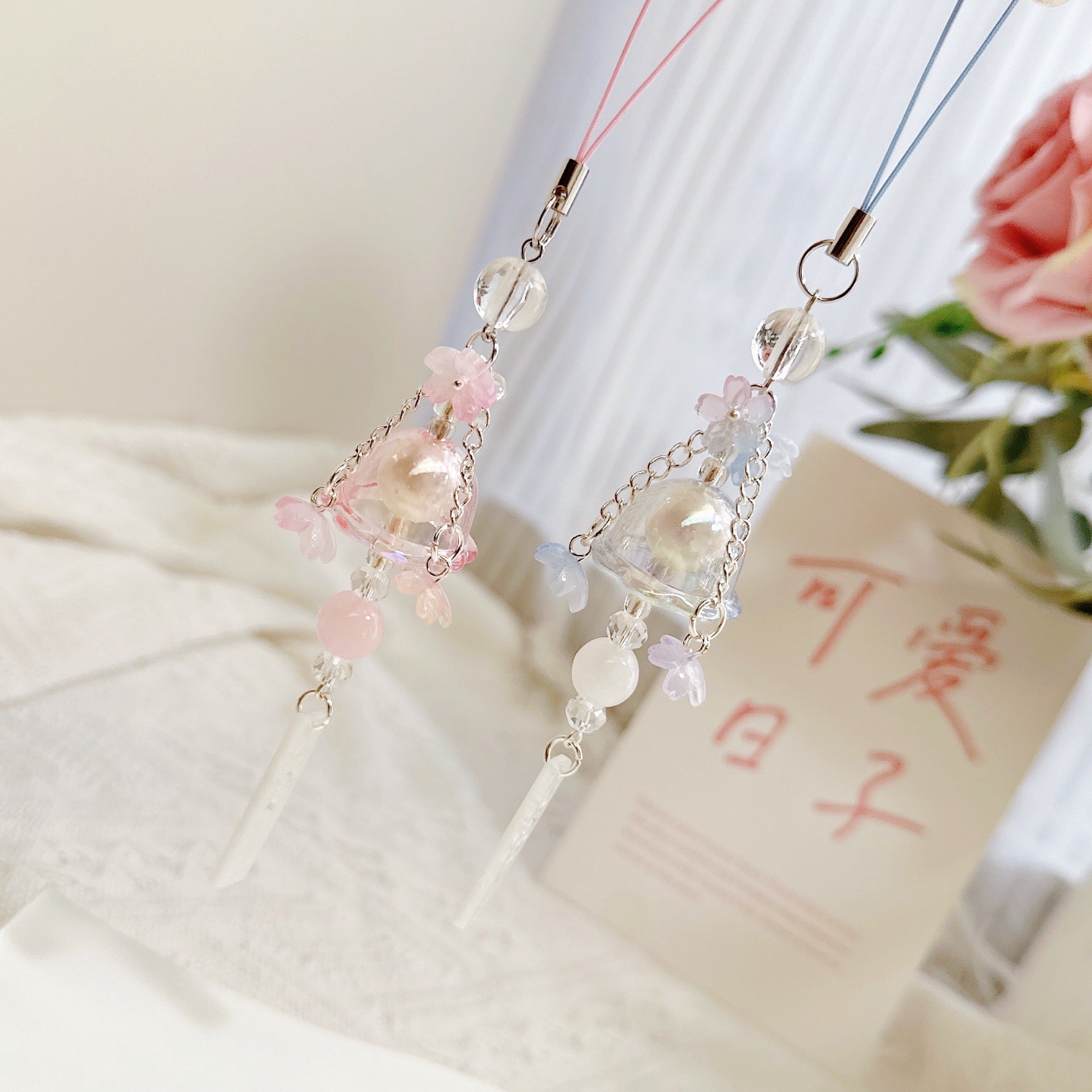 Wholesale Creative Jellyfish Wind Chime Glass Lily Flower Keychain