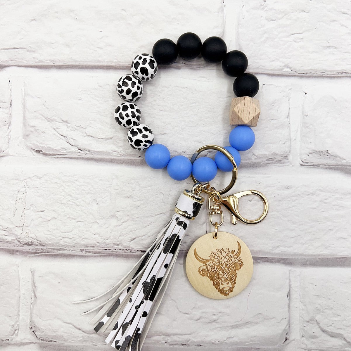 Wholesale Western Style Dairy Wood Beads Silicone Beaded Round Wood Pieces Yak Keychain