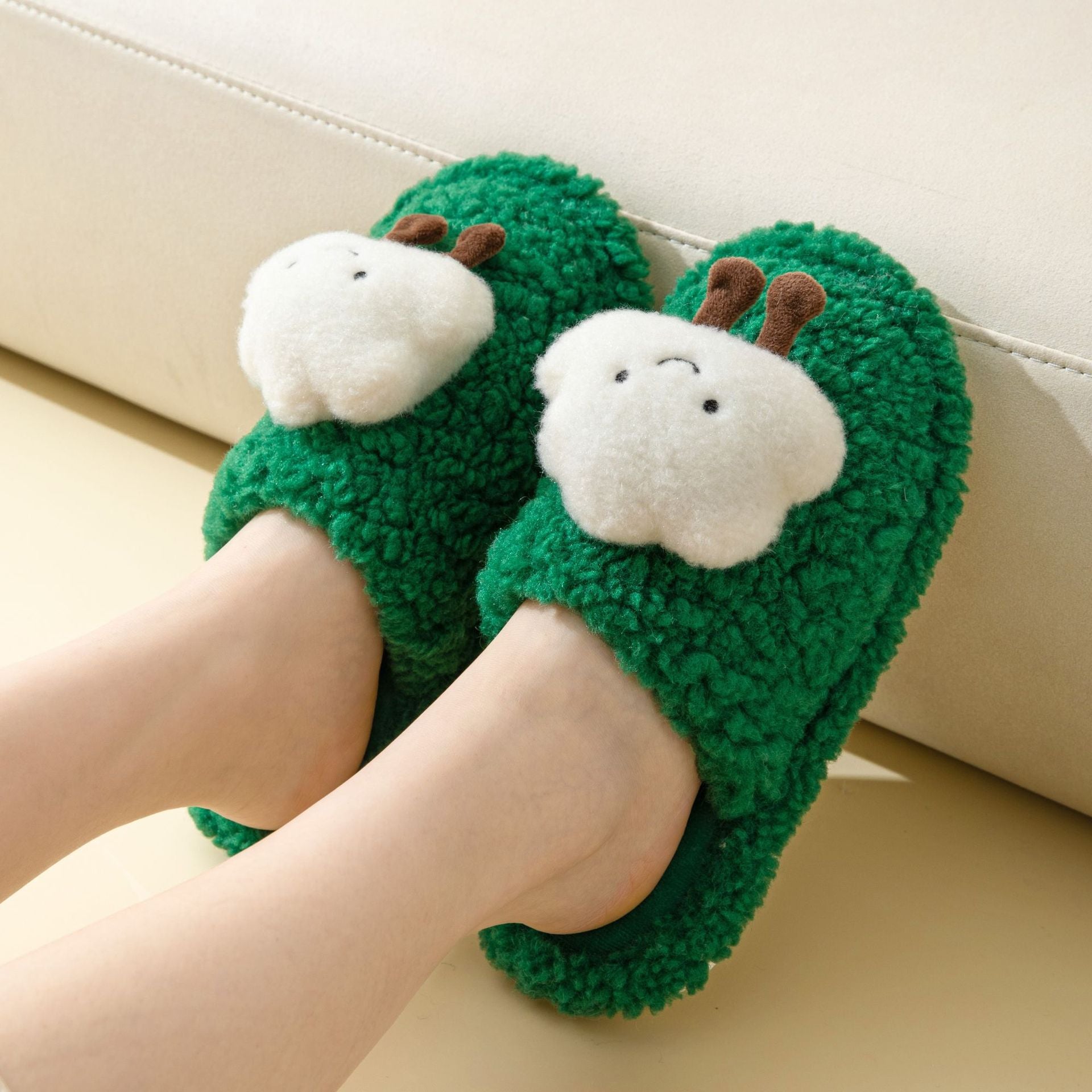 Wholesale 20pcs Baotou Cotton Home Indoor Plush Warm Slippers