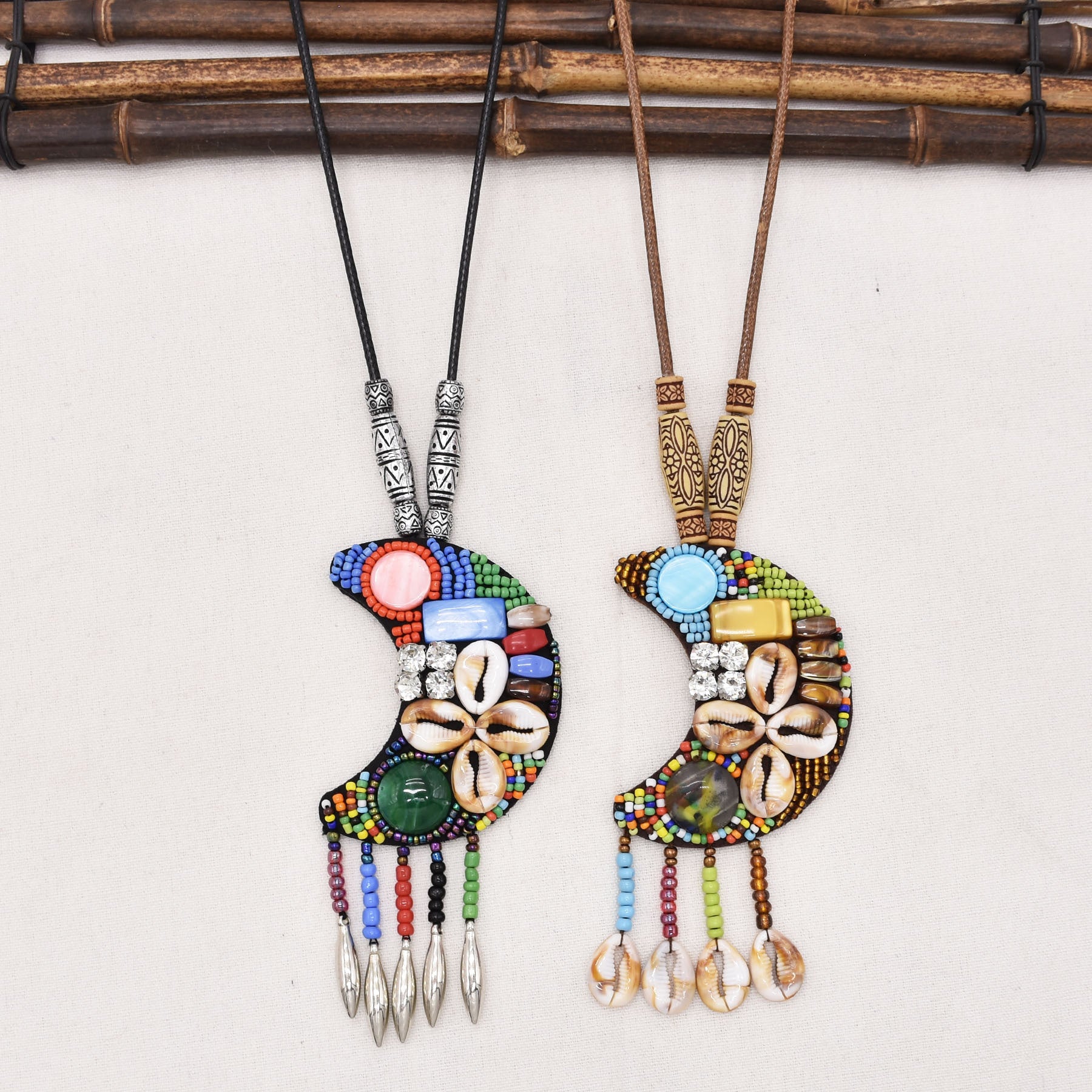 Wholesale Ethnic Style Crescent Moon Pendant Rice Beads Shell Tassel Necklace