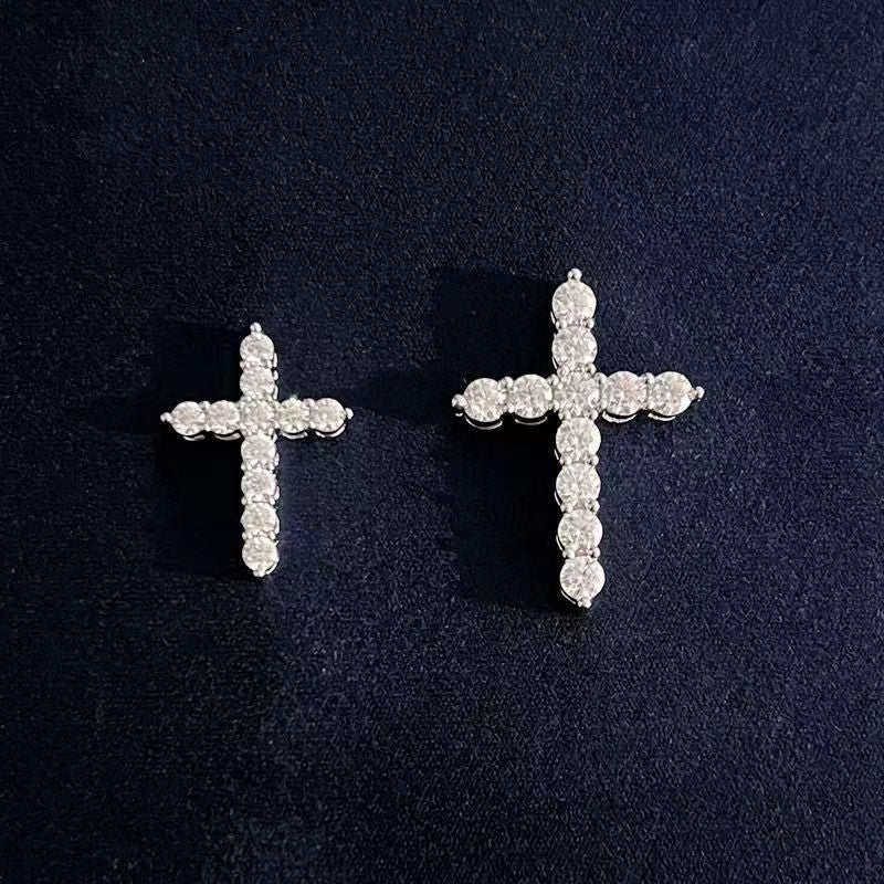 Wholesale Women's sterling silver pendant moissanite cross necklace
