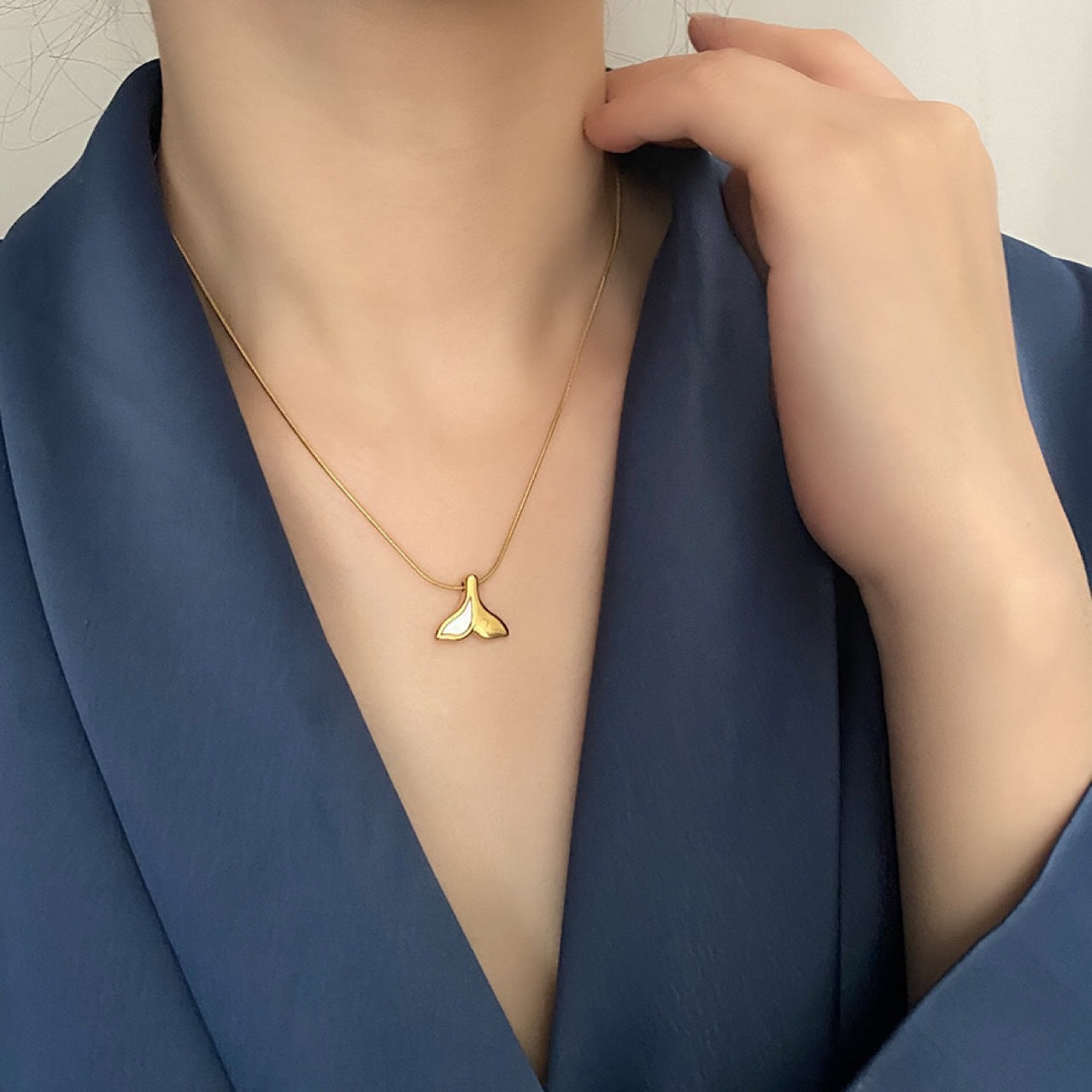 Wholesale Fritillary Fishtail Titanium Steel 18k Gold Snake Bone Chain Necklace