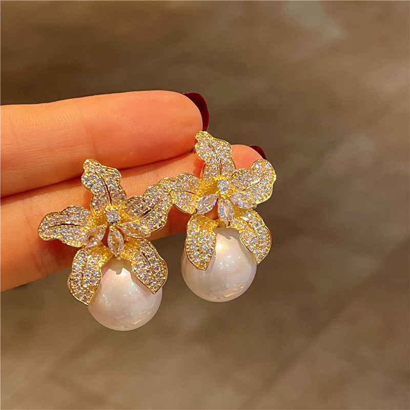 Wholesale Full Diamond Lily Pearl Earrings
