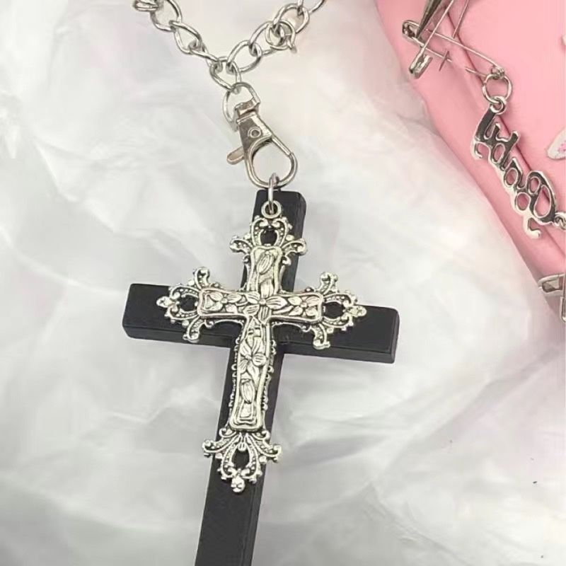 Wholesale Gothic style multi-color cross pendant necklace