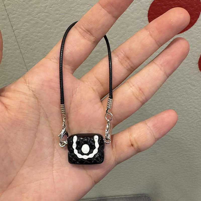 Wholesale Mini Model Camellia Black and White Bag Doll Accessories