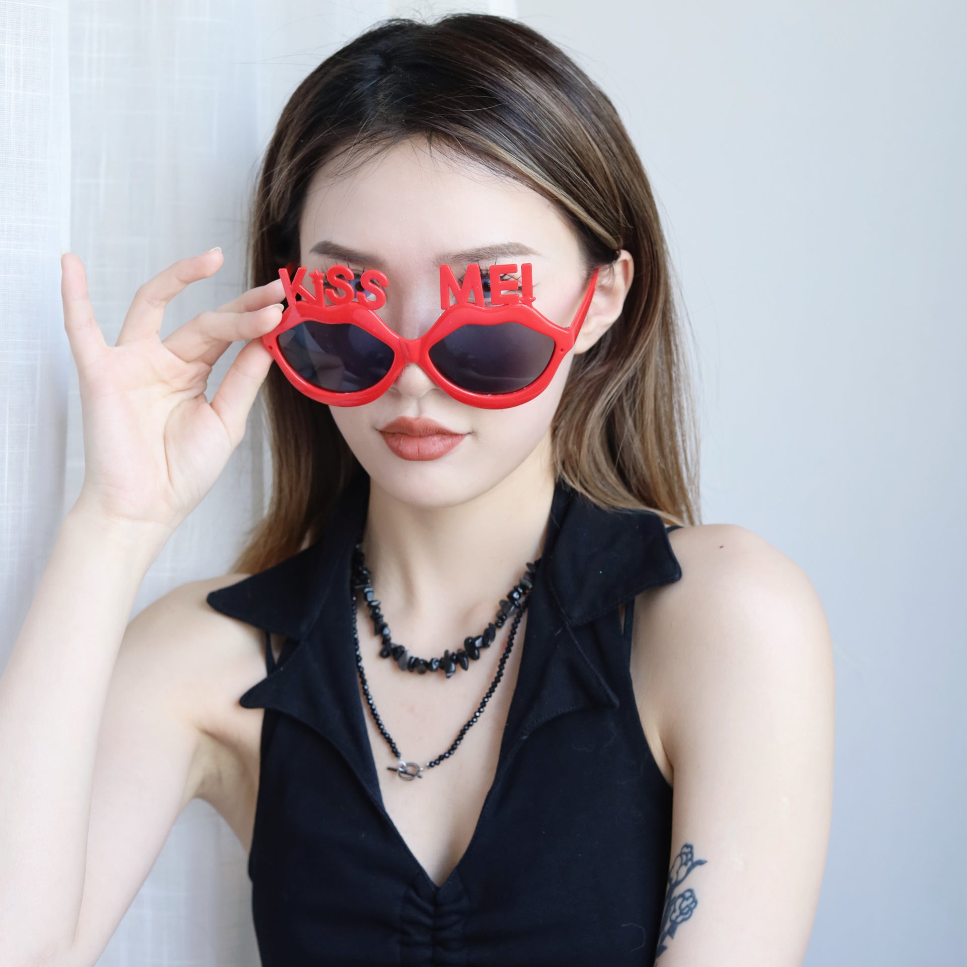 Wholesale ABS Sparkling Pink Lip Shaped Valentine's Day Glasses