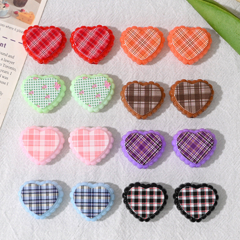 Wholesale 10pcs Wavy diagonal check heart Acrylic Beads