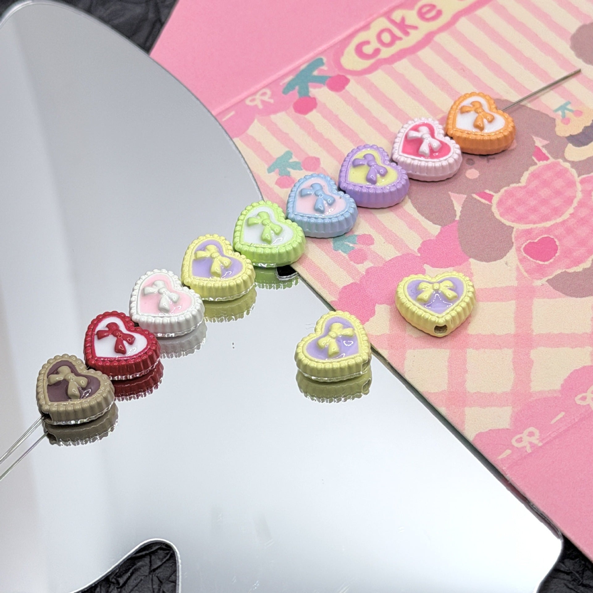 Wholesale 10pcs DIY Retro Heart Bow Dopamine Beaded Alloy Accessories