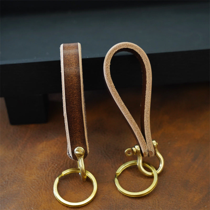 Wholesale Handmade Retro Brass Horseshoe Buckle and Cowhide Keychain